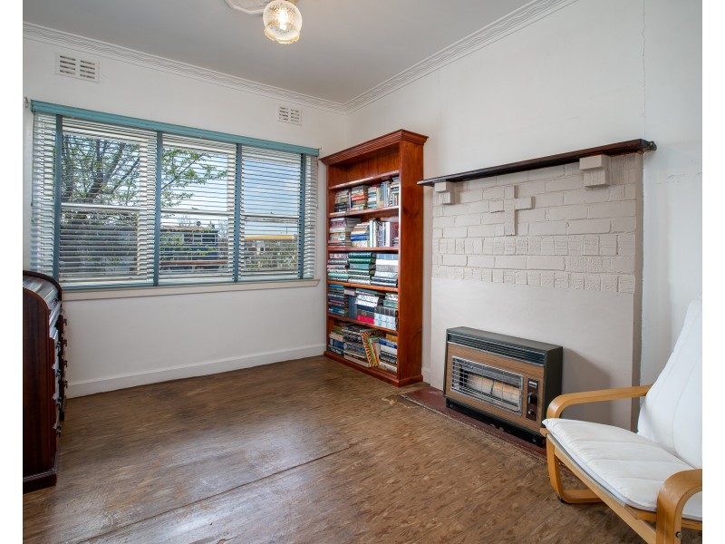 8 MURPHY STREET, Wodonga VIC 3690