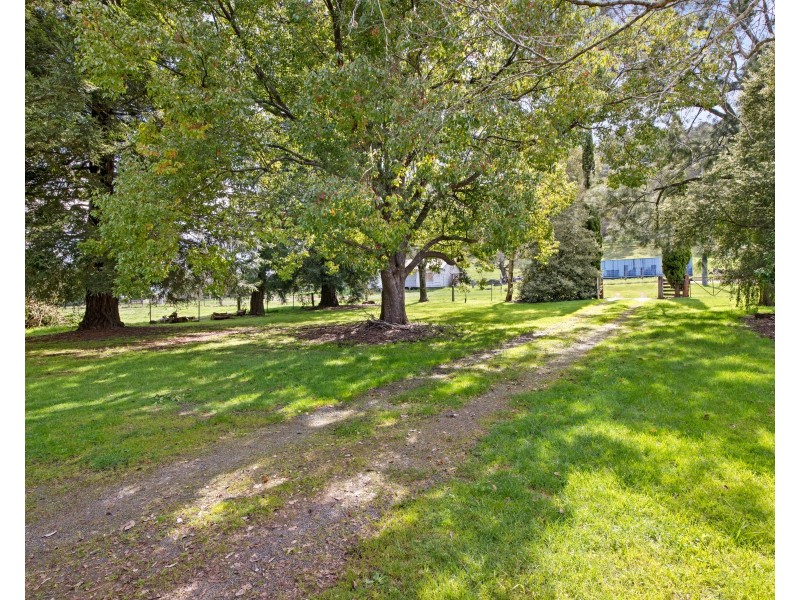 32 O’Connell Road, Mitta Mitta VIC 3701