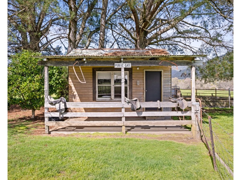 32 O’Connell Road, Mitta Mitta VIC 3701