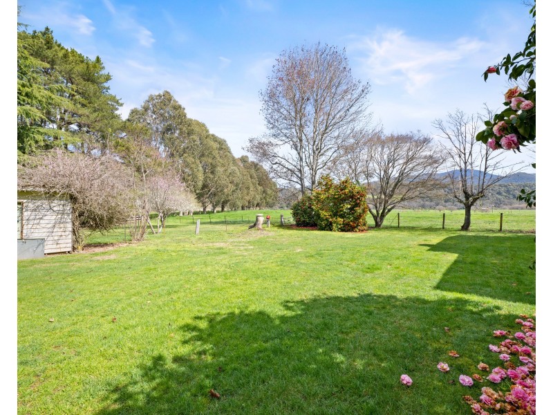 32 O’Connell Road, Mitta Mitta VIC 3701