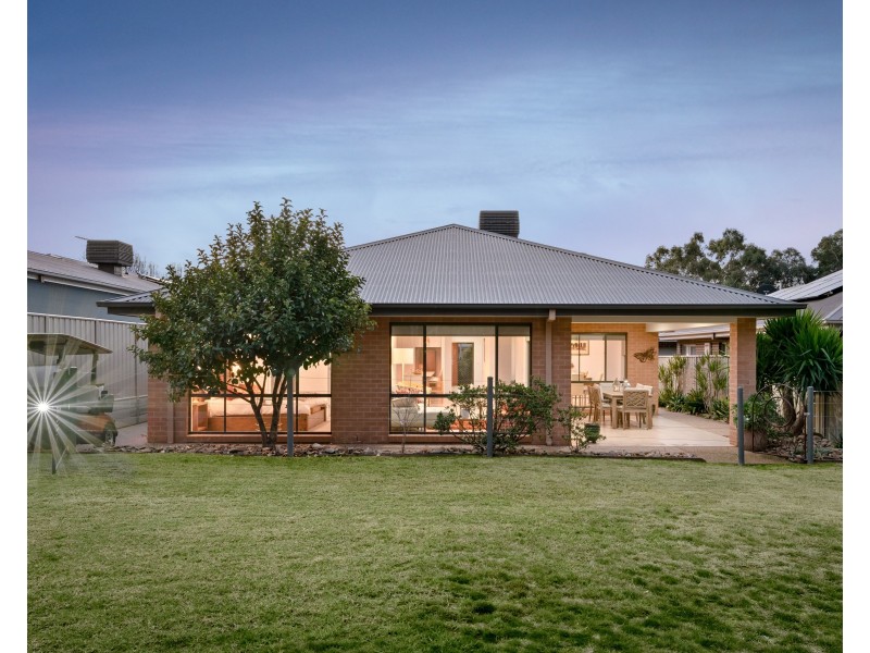 20 Cottlesloe Court, Wodonga VIC 3690