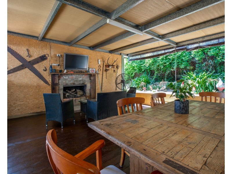 17 Jitema Street, Dartmouth VIC 3701