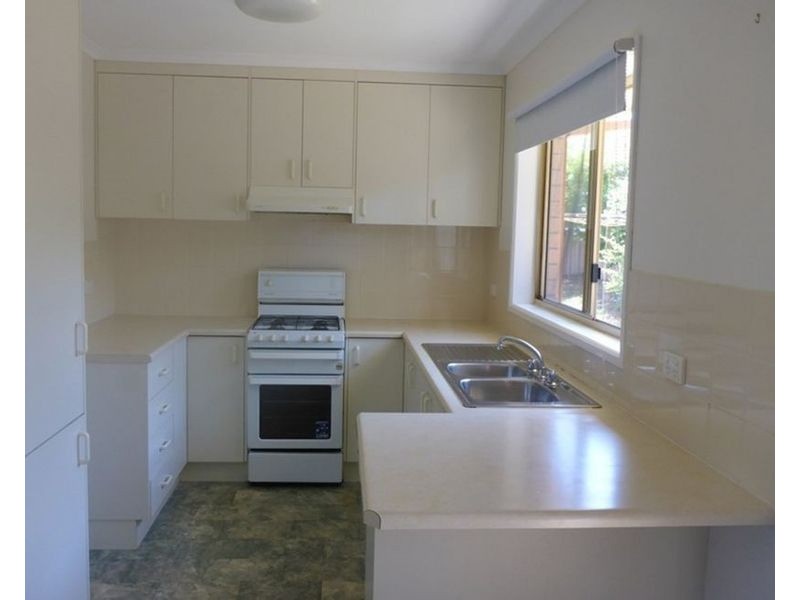1/10 Heppner Court, Thurgoona NSW 2640