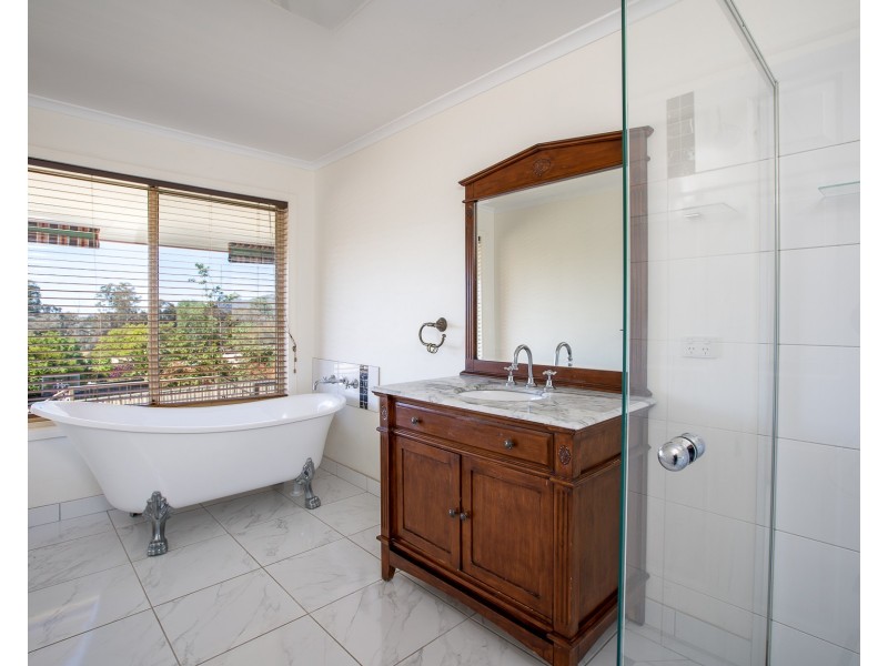 5 BINDER CRESCENT, Wodonga VIC 3690