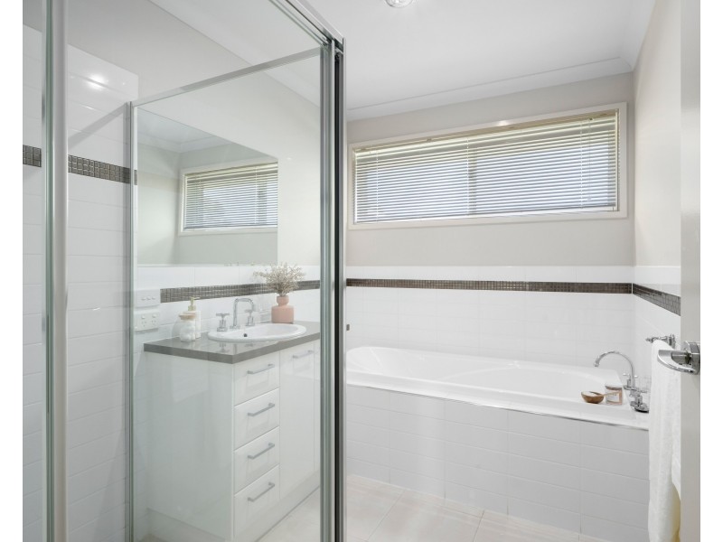 2/41 Sanctuary Boulevard, Wodonga VIC 3690