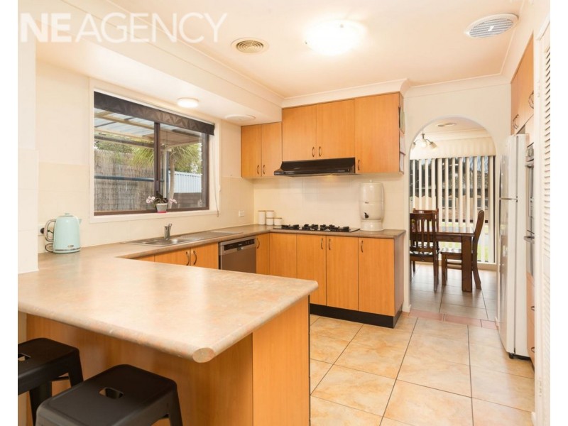 11 BRUCE STREET, West Wodonga VIC 3690