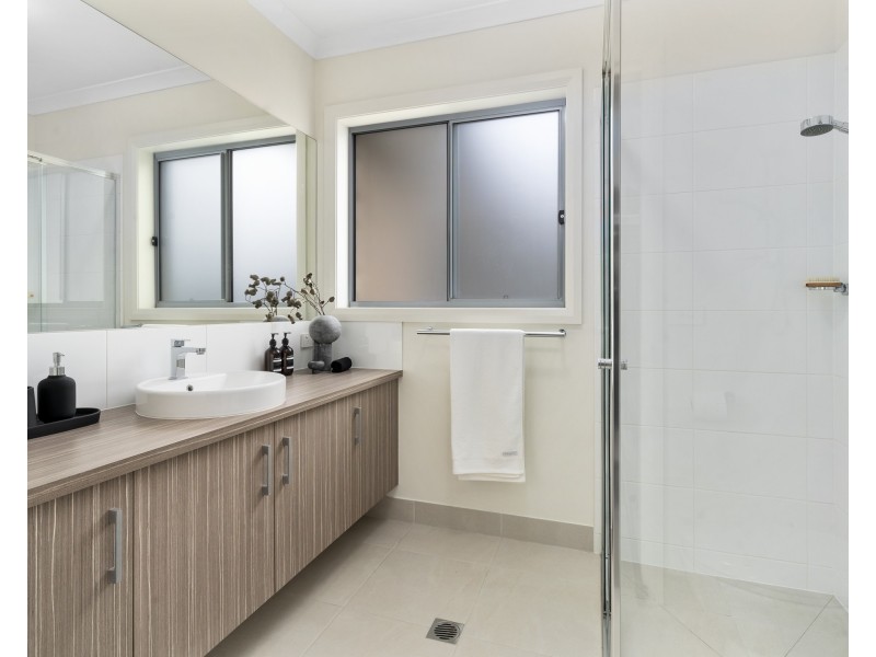 24A ROBINSON WAY, Yarrawonga VIC 3730