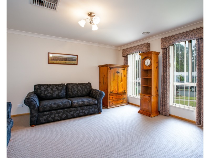 33 Innisbrook Avenue, Wodonga VIC 3690