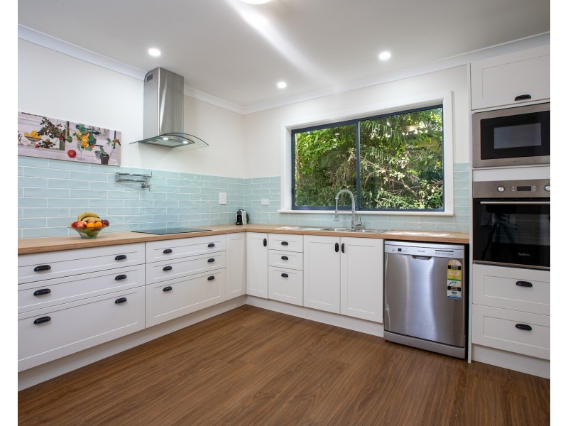 3806 OMEO HIGHWAY, Eskdale VIC 3701