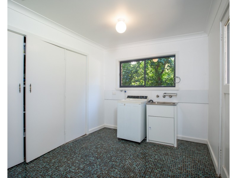 3806 OMEO HIGHWAY, Eskdale VIC 3701