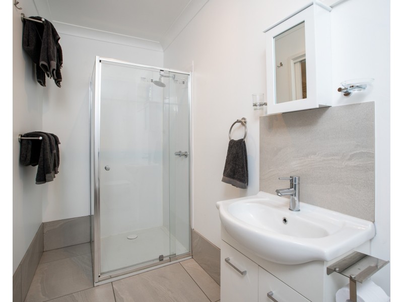 3806 OMEO HIGHWAY, Eskdale VIC 3701