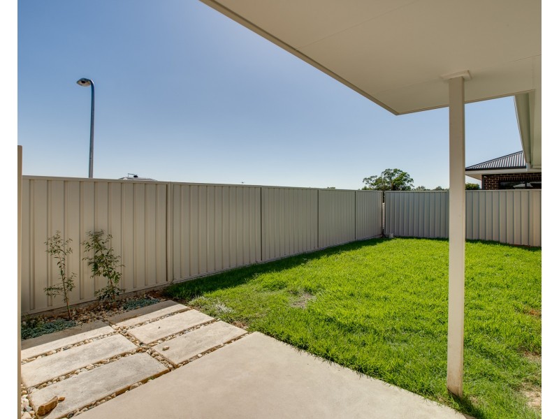 8 Maitland Crescent, Wodonga VIC 3690
