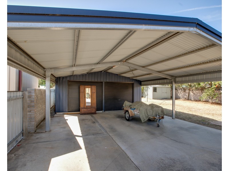 24 HAGUE ROAD, Wodonga VIC 3690