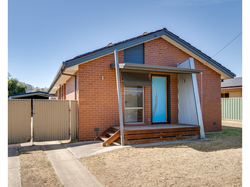24 HAGUE ROAD, Wodonga VIC 3690