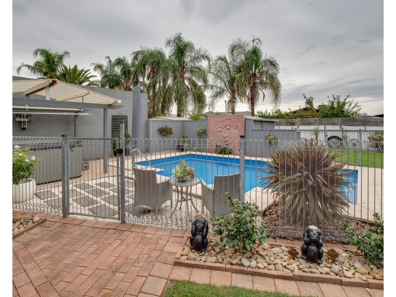 13 Jasper Close, Wodonga VIC 3690
