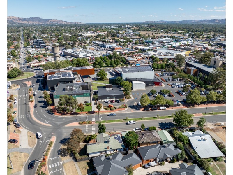 156 LAWRENCE STREET, Wodonga VIC 3690