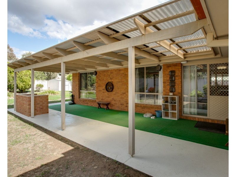 5 PINKERTON COURT, Wodonga VIC 3690