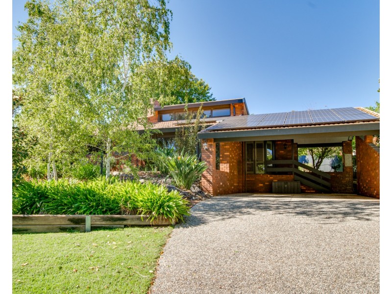 4 ARDERN PLACE, Wodonga VIC 3690
