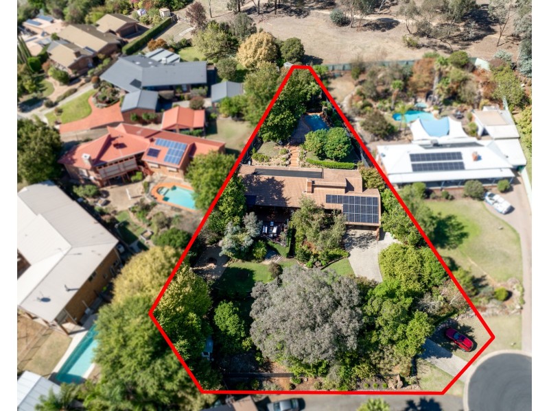 4 ARDERN PLACE, Wodonga VIC 3690