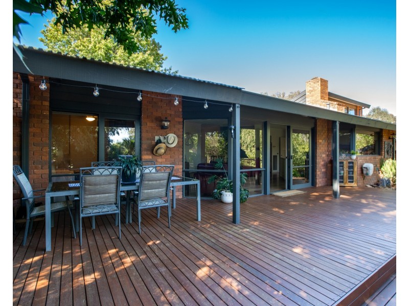 4 ARDERN PLACE, Wodonga VIC 3690