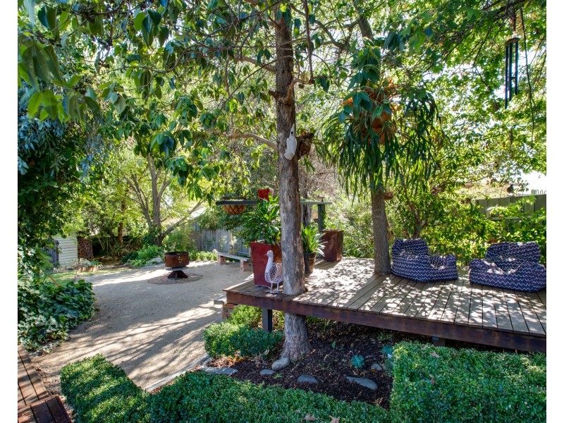 4 ARDERN PLACE, Wodonga VIC 3690