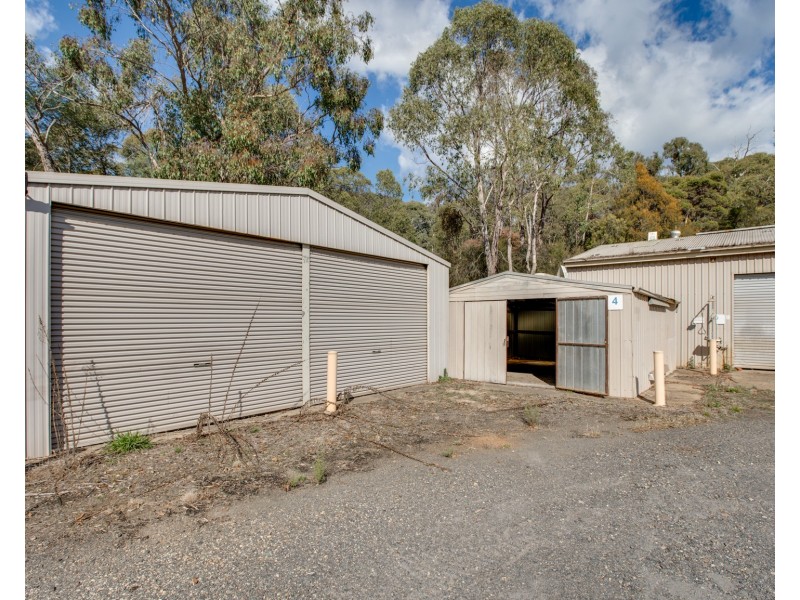 5 HEDLEY LANE, Mitta Mitta VIC 3701