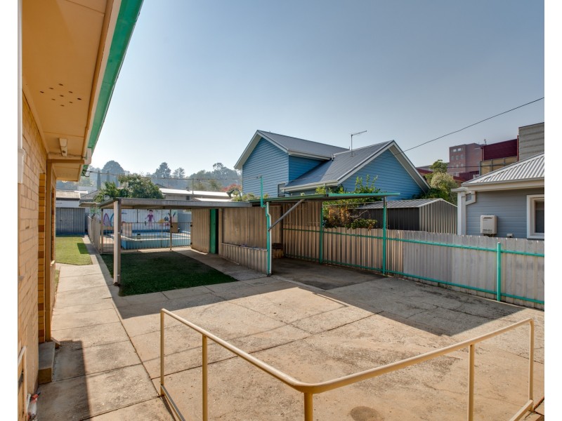 586 Poole Street, Albury NSW 2640