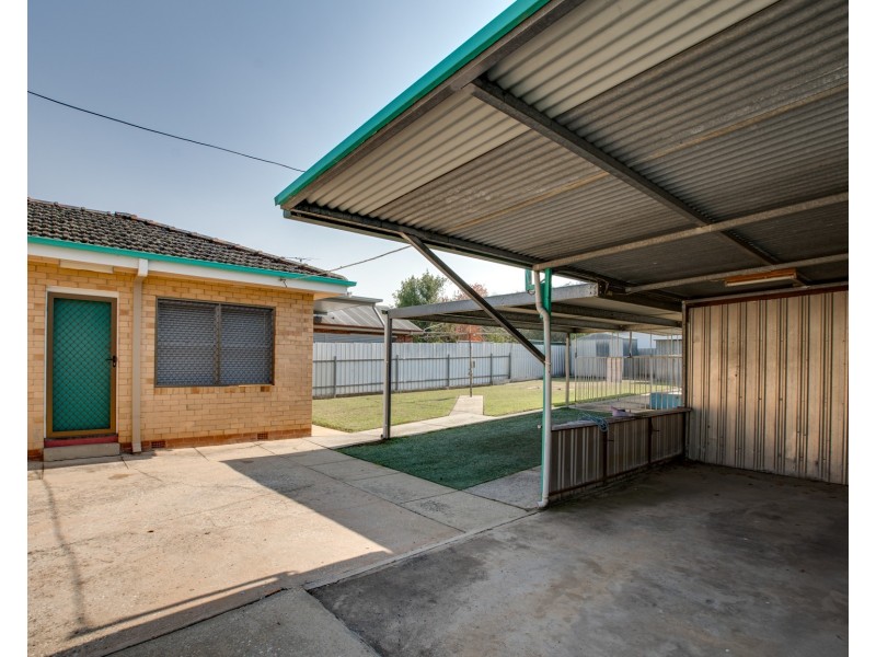 586 Poole Street, Albury NSW 2640