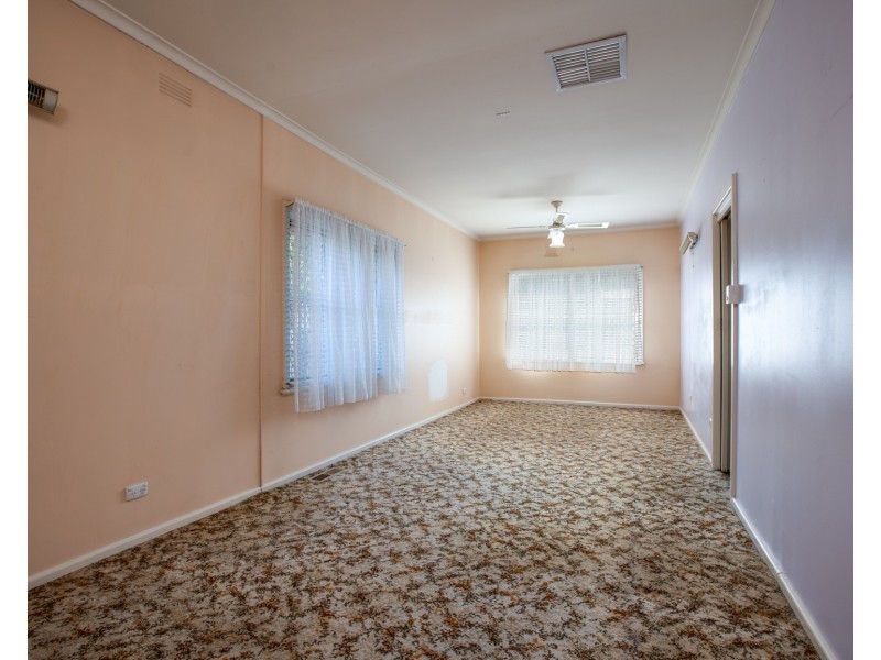 586 Poole Street, Albury NSW 2640