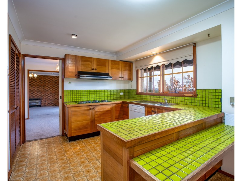 15 HALLAWELL CRESCENT, Wodonga VIC 3690