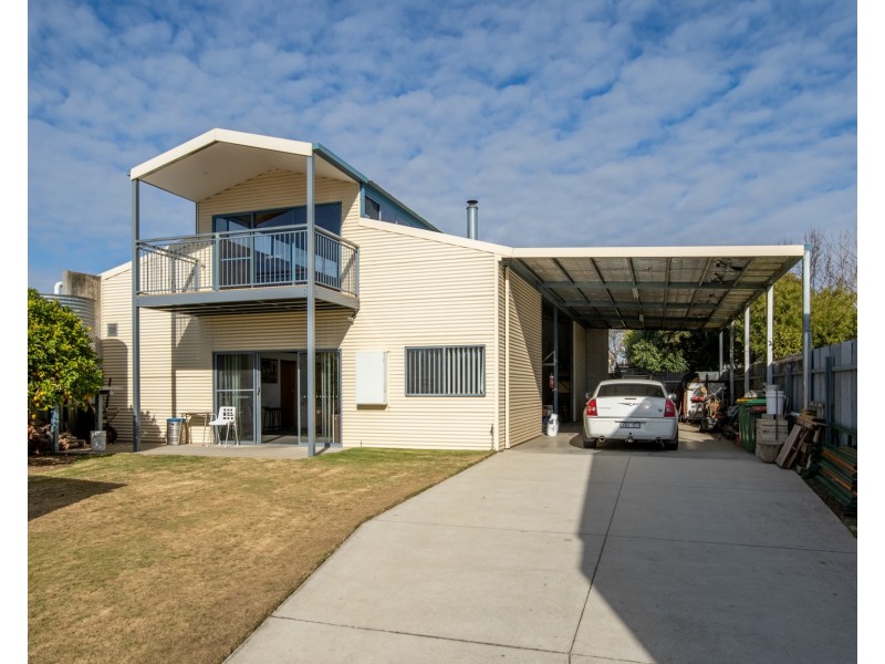 19 Huon Street, Wodonga VIC 3690