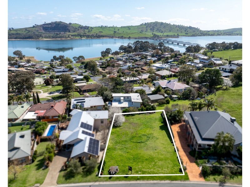 11 ELIZABETH CRESCENT, Bellbridge VIC 3691