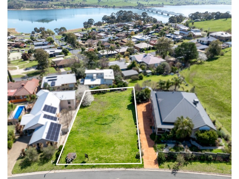 11 ELIZABETH CRESCENT, Bellbridge VIC 3691