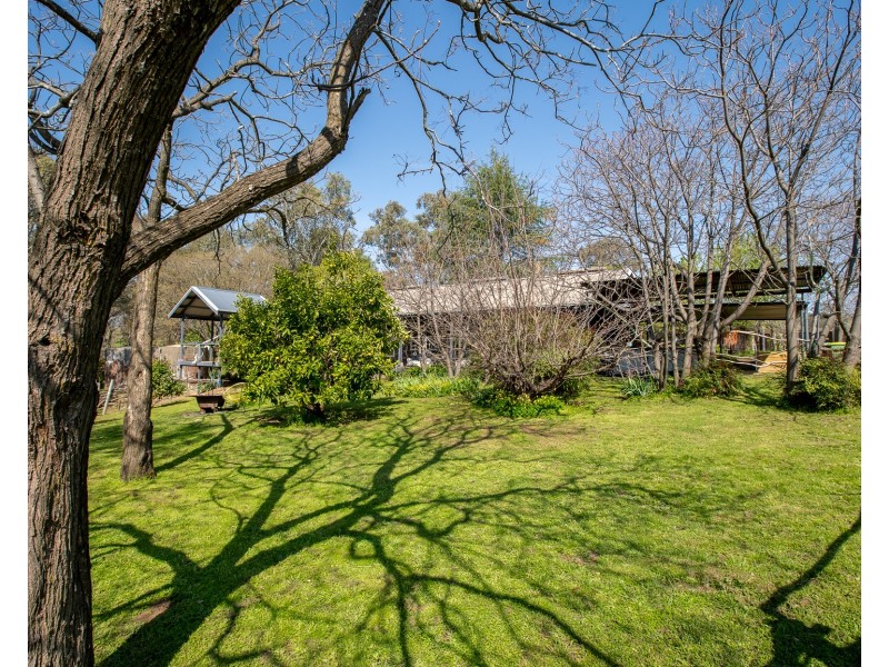 245 CASTLE CREEK ROAD, Wodonga VIC 3690