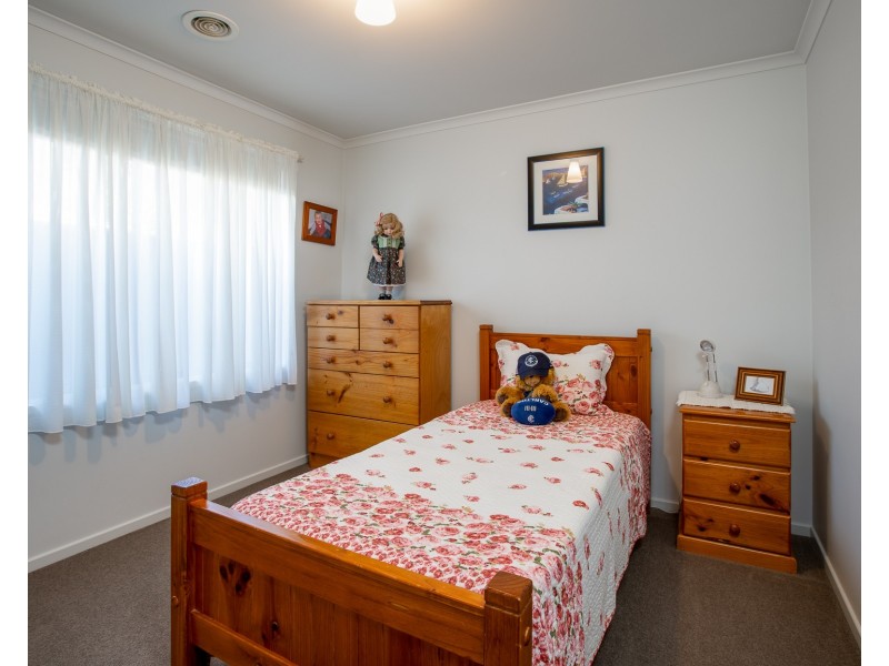17 INWOOD CRESCENT, Wodonga VIC 3690