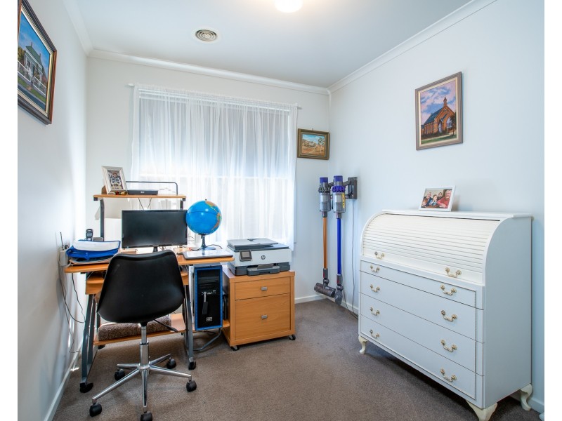 17 INWOOD CRESCENT, Wodonga VIC 3690