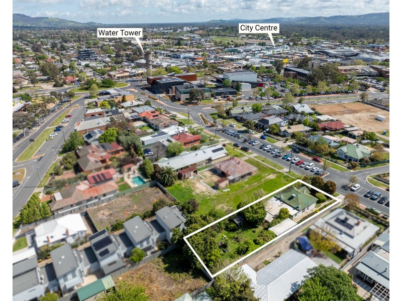 155 LAWRENCE STREET, Wodonga VIC 3690