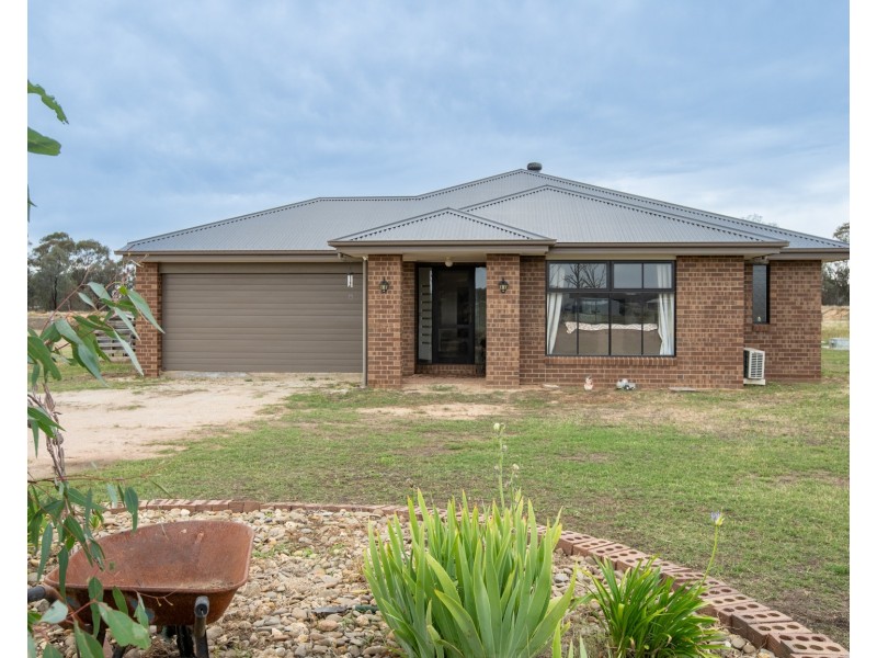 31 GOLDSTONE WAY, Barnawartha VIC 3688