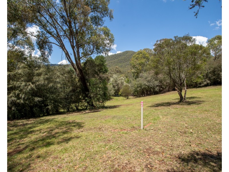 1 & 2 WOMBAT GULLY ROAD, Mitta Mitta VIC 3701