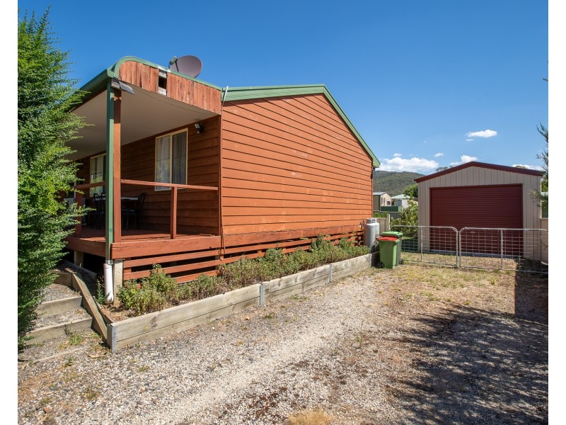 3 TOKES CRESCENT, Dartmouth VIC 3701