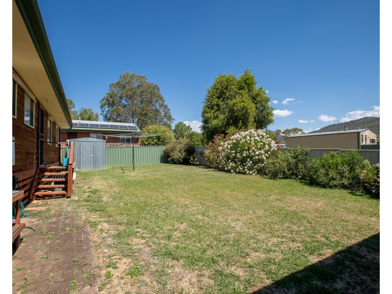 3 TOKES CRESCENT, Dartmouth VIC 3701