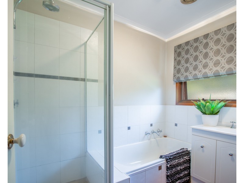 4 Aberdeen Drive, Wodonga VIC 3690