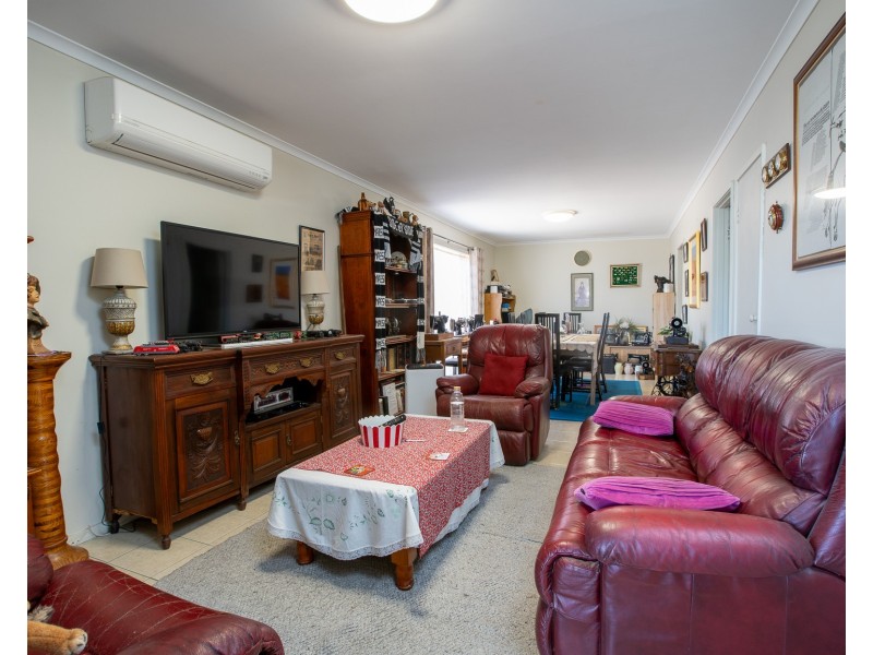 26 CONNESS STREET, Chiltern VIC 3683