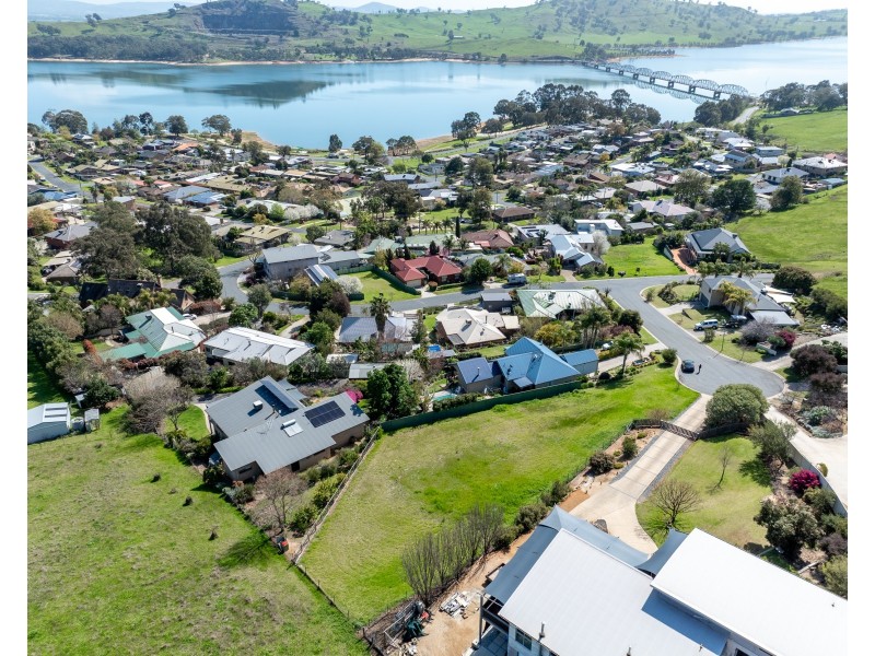 4 SPY COURT, Bellbridge VIC 3691