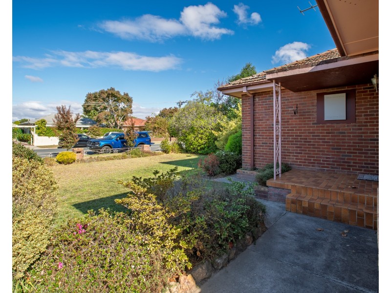 6 NILMAR AVENUE, Wodonga VIC 3690