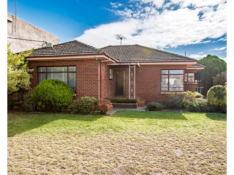 6 NILMAR AVENUE, Wodonga VIC 3690