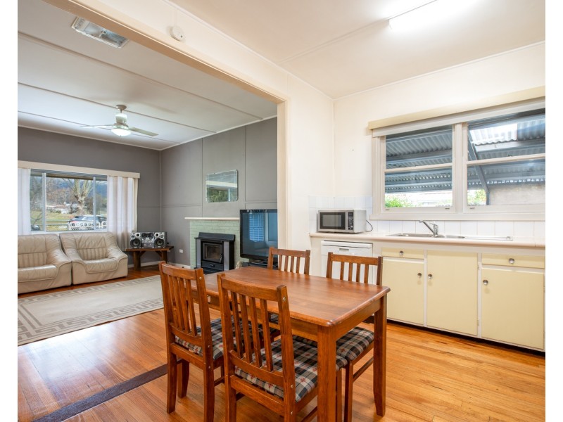 3793 OMEO HIGHWAY, Eskdale VIC 3701