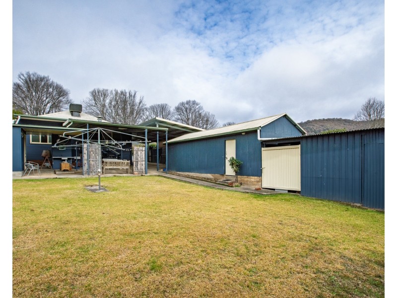 3793 OMEO HIGHWAY, Eskdale VIC 3701