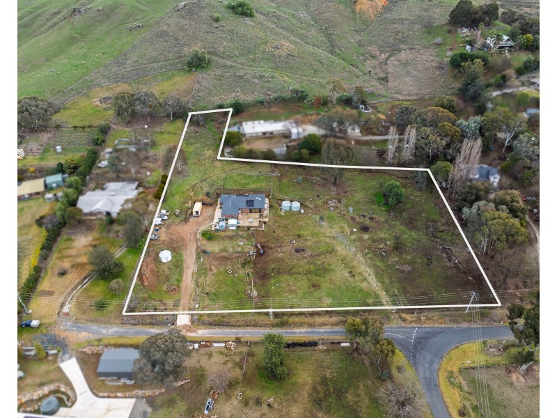 6 BROOME STREET, Bethanga VIC 3691