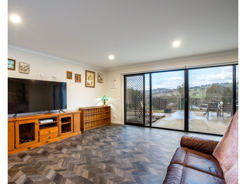 6 BROOME STREET, Bethanga VIC 3691